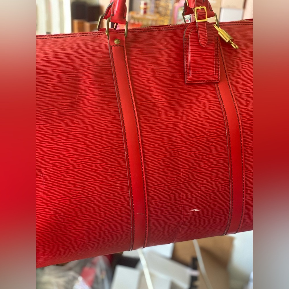 LOUIS VUITTON 'KEEPALL 60' RED EPI DUFFLE BAG - Picture 9 of 15